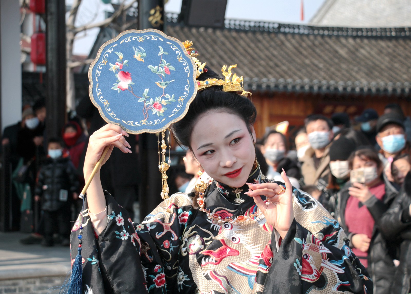 《表演》杜建红摄于江苏南通15950859087.jpg