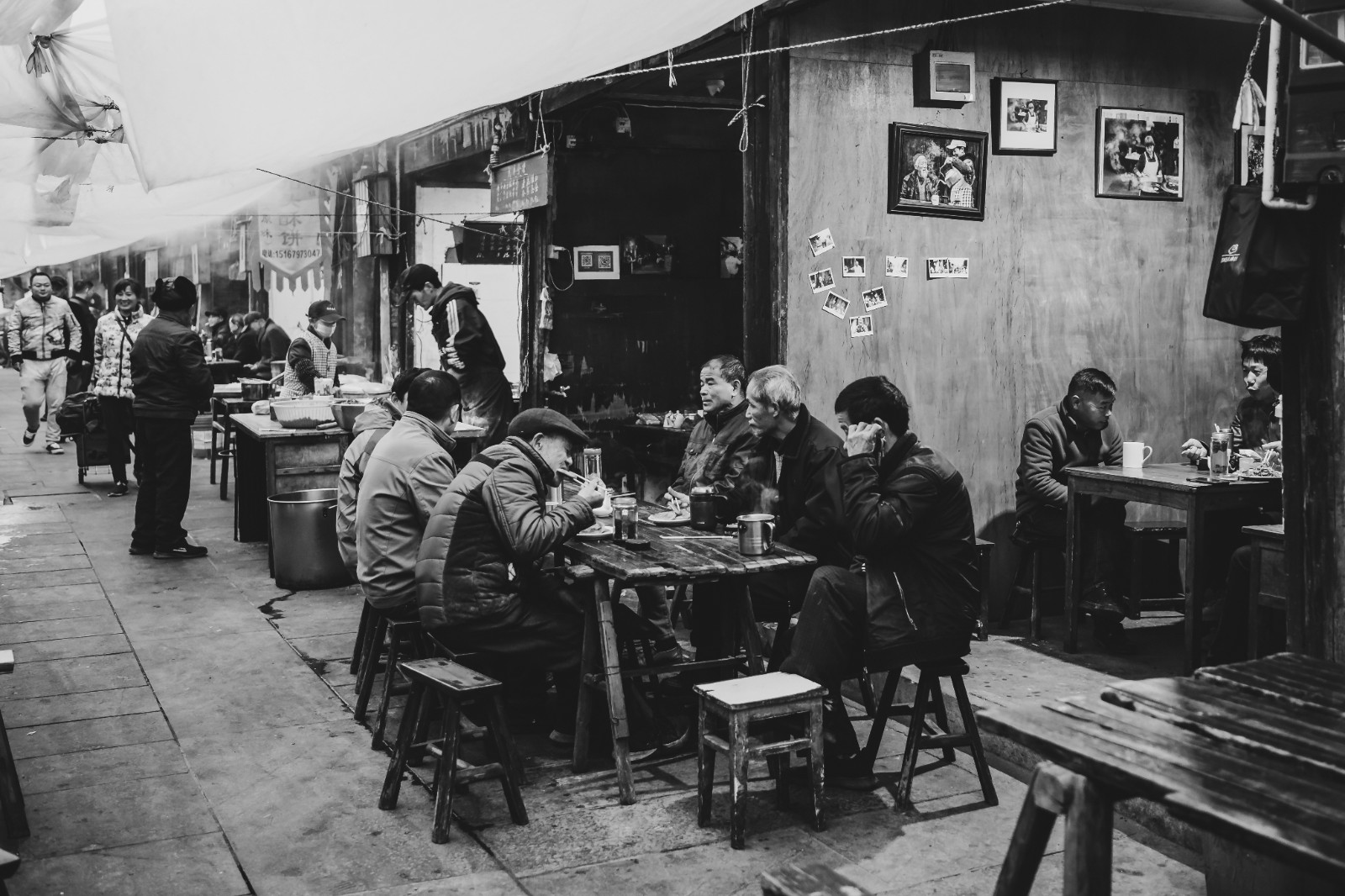 古镇早茶街.jpg
