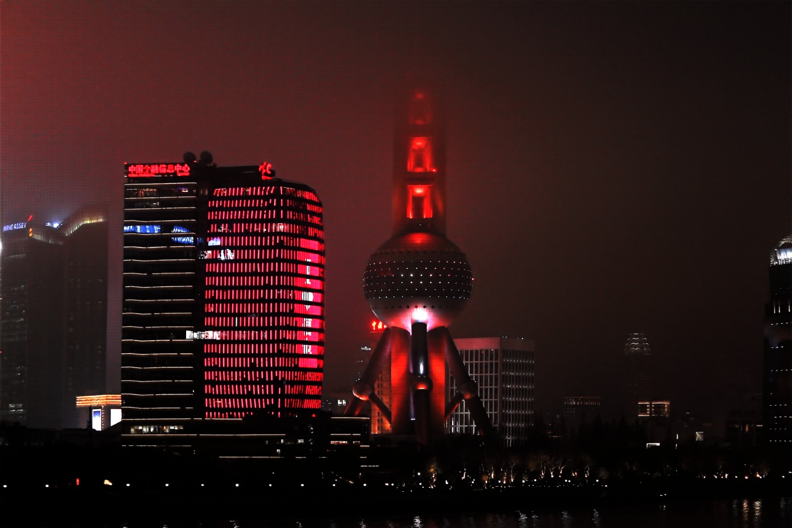 《外滩印象》.jpg