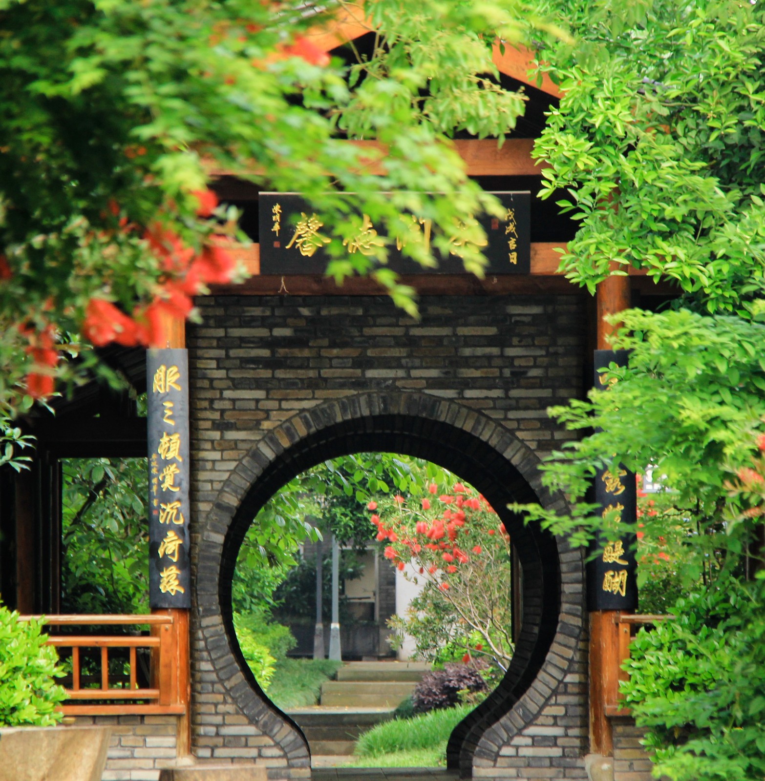 春色满园.jpg