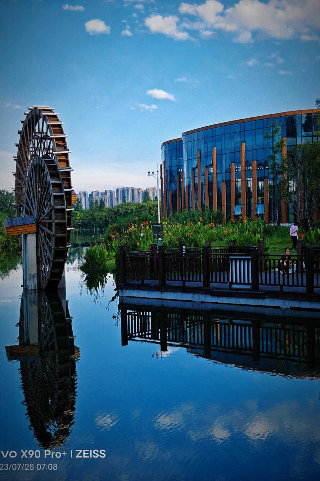 《水街》.jpg