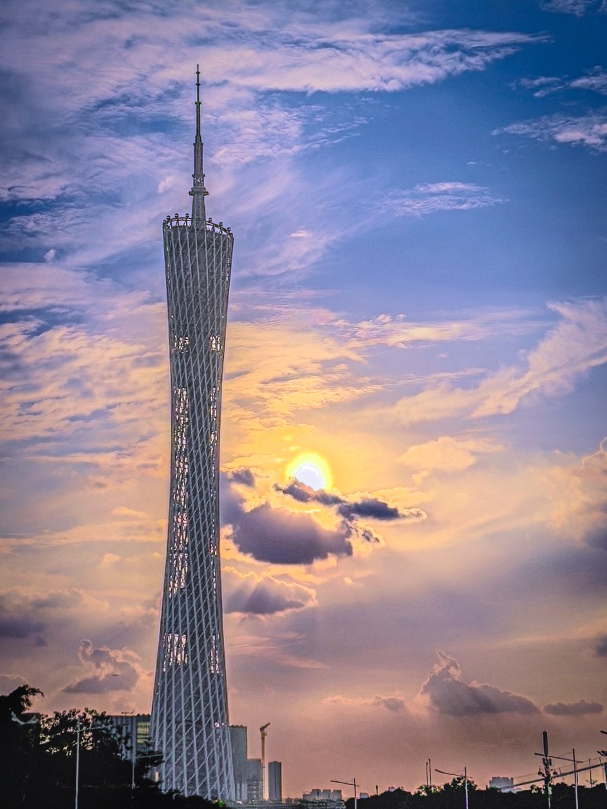 《霞光轻吻》.jpg