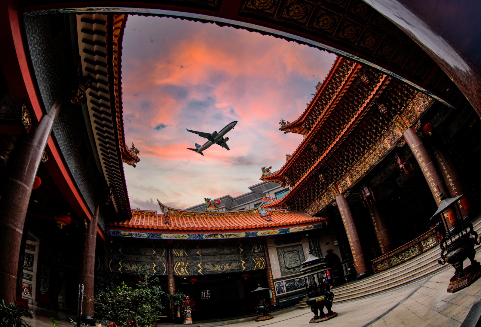 《天空访客》摄影：刘北仪.jpg